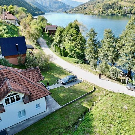 Cobras Plivsko Jezero, Jajce Villa Exteriör bild