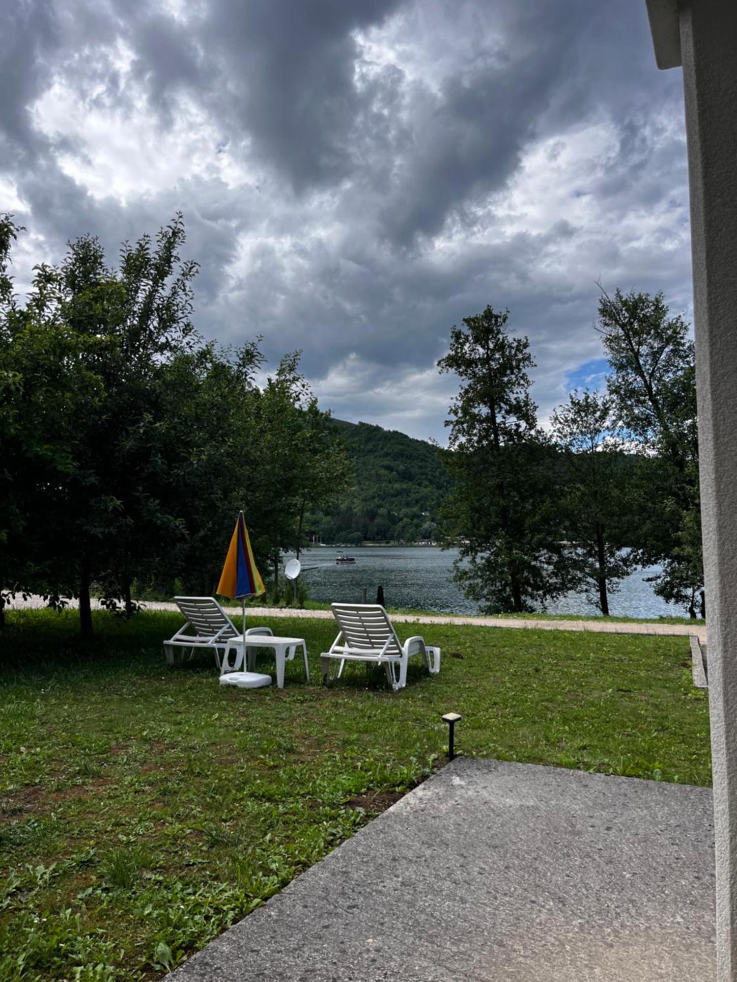 Cobras Plivsko Jezero, Jajce Villa Exteriör bild
